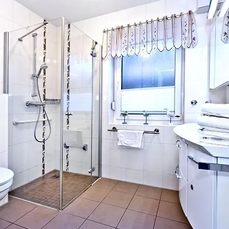 Ruge Bries, Rb1 Apartamento *
